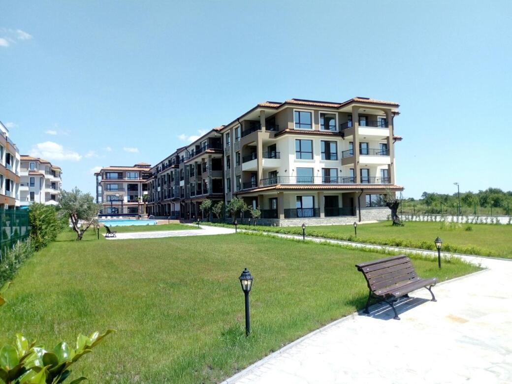 Burgas Beach Resort 2 Apartments Exterior photo