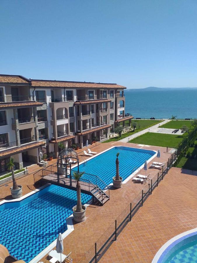 Burgas Beach Resort 2 Apartments Exterior photo